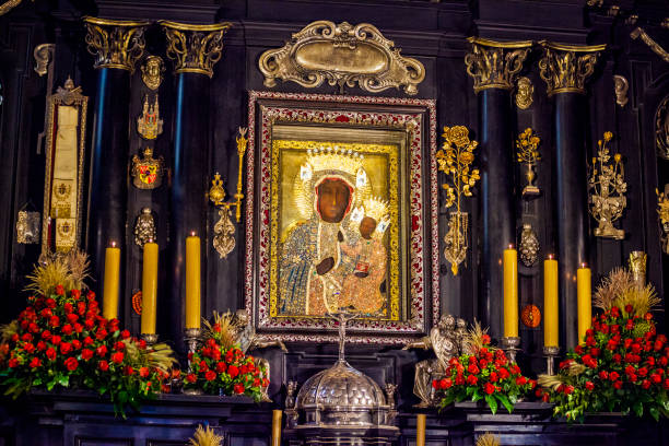 https://www.istockphoto.com/photo/europe-poland-malopolska-czestochowa-monastery-of-jasna-gora-during-the-marian-feast-gm1026440432-275258316